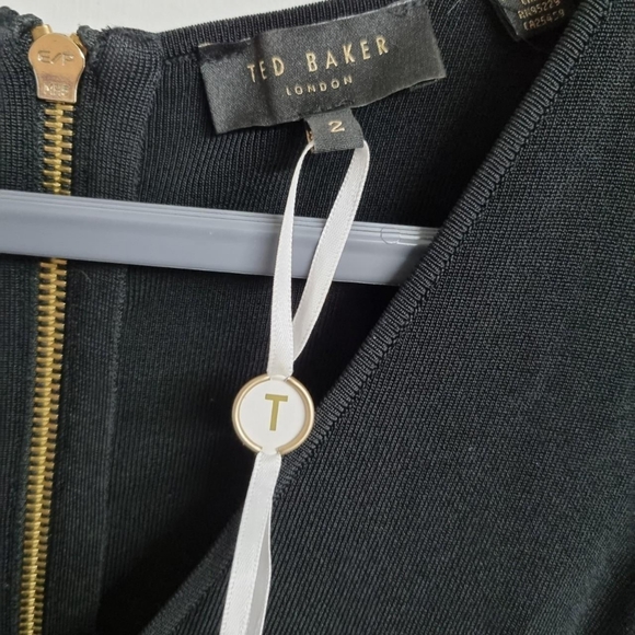 Ted Baker black/gold glitter fit flare cold shoulder dress.Size 2 uk 10 - Picture 3 of 4